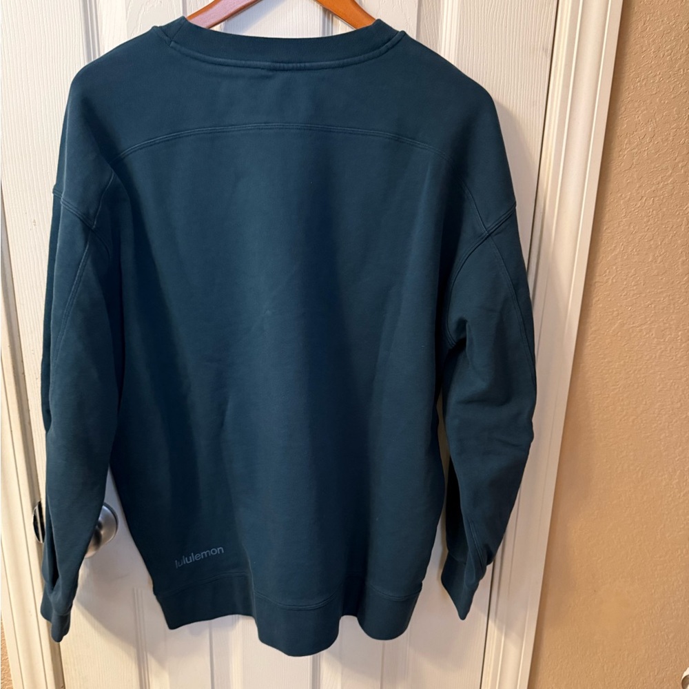 EUC Lululemon Perfectly Oversized Crew